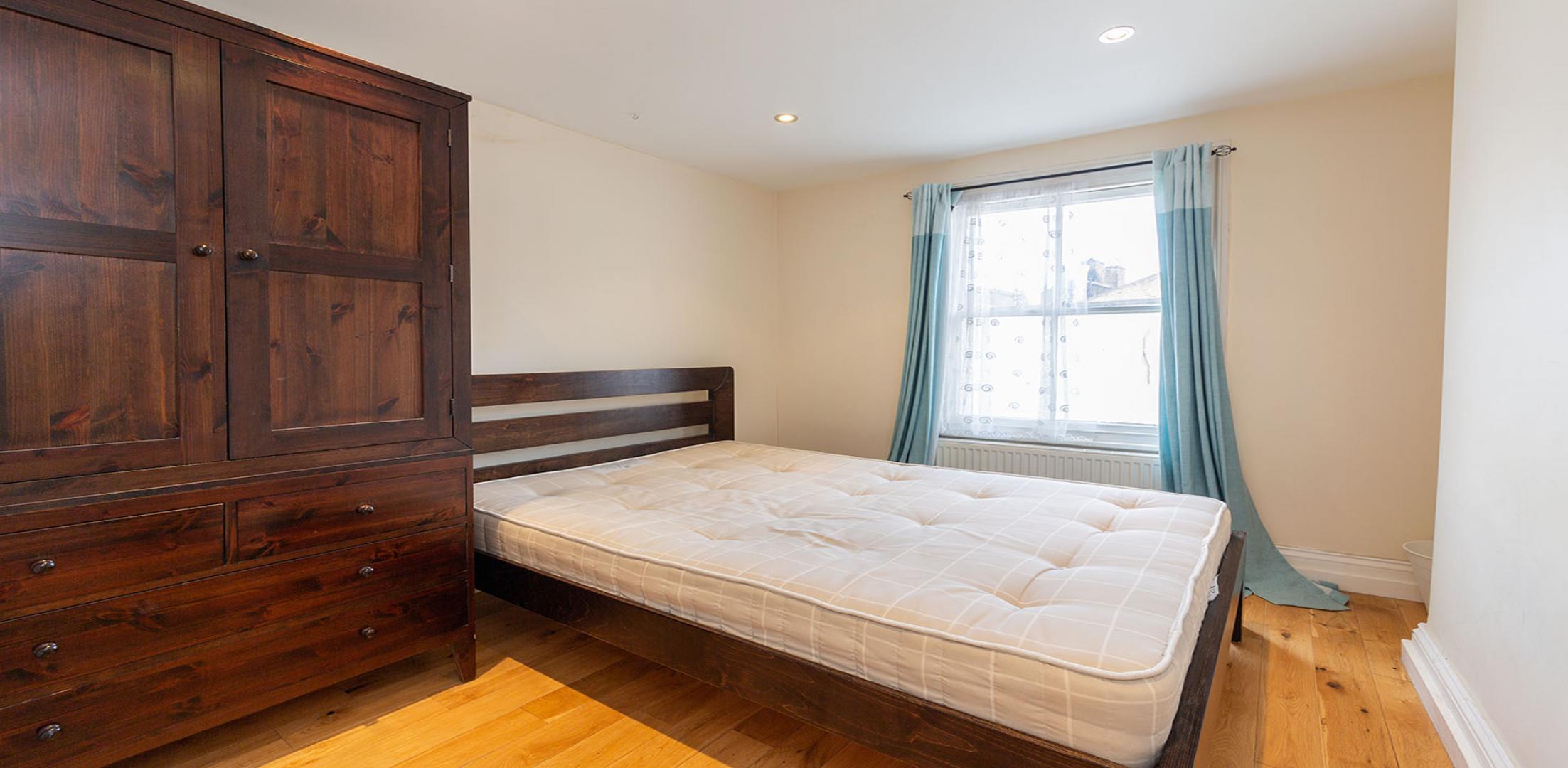 			2 Bedroom, 1 bath, 1 reception Flat			 Saltram Creascent, MAIDA VALE